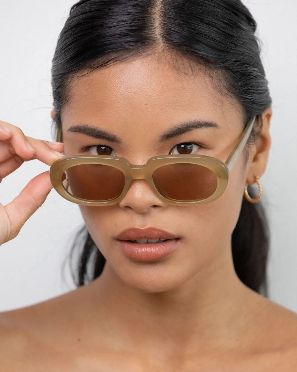 Fashion 'Riviera' Sunglasses - Olive Sunglasses