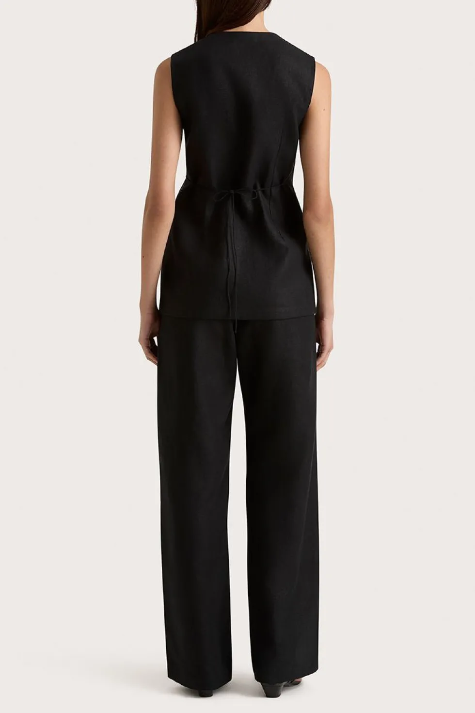 Online 'Lulea Wrap Vest' - Black Tops|Sets