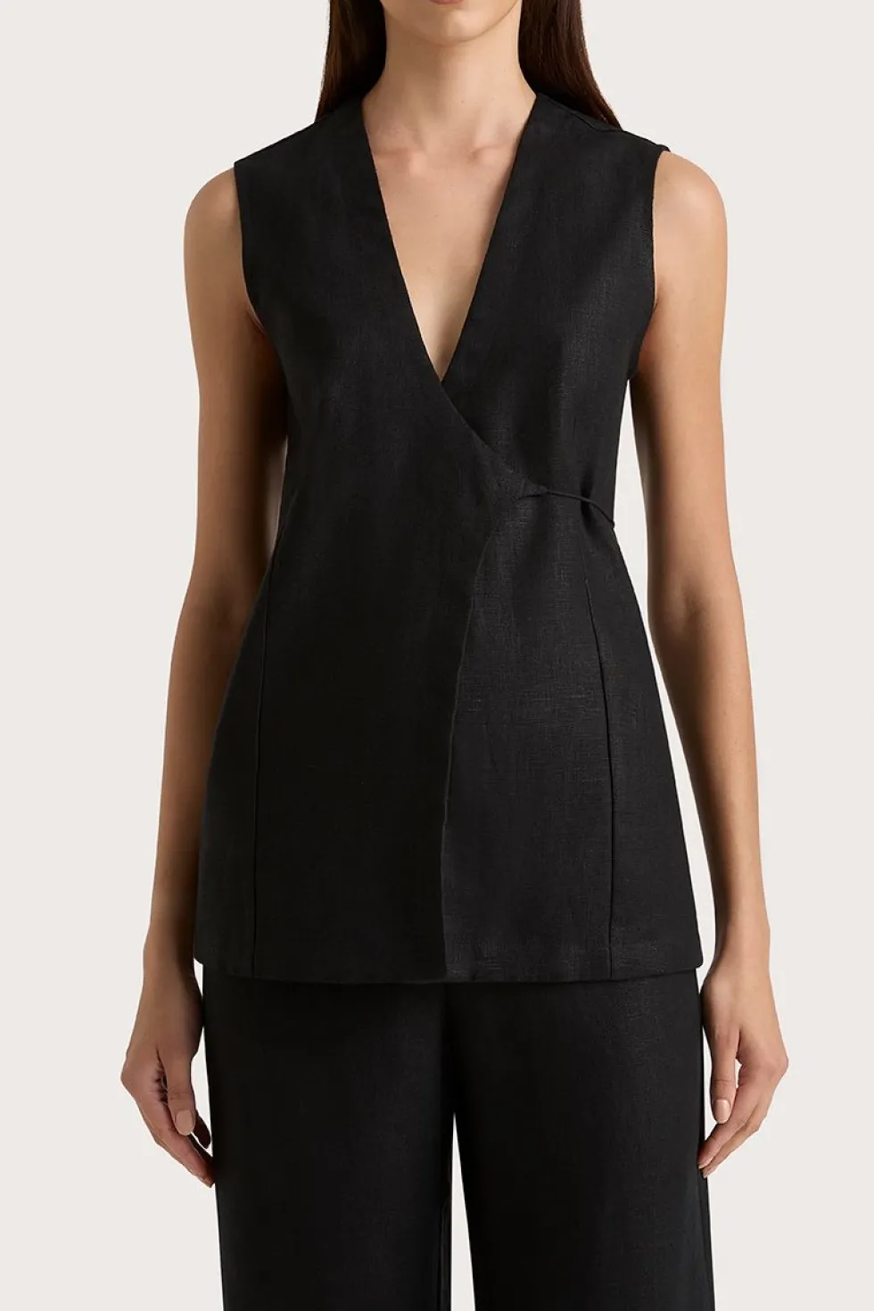 Online 'Lulea Wrap Vest' - Black Tops|Sets
