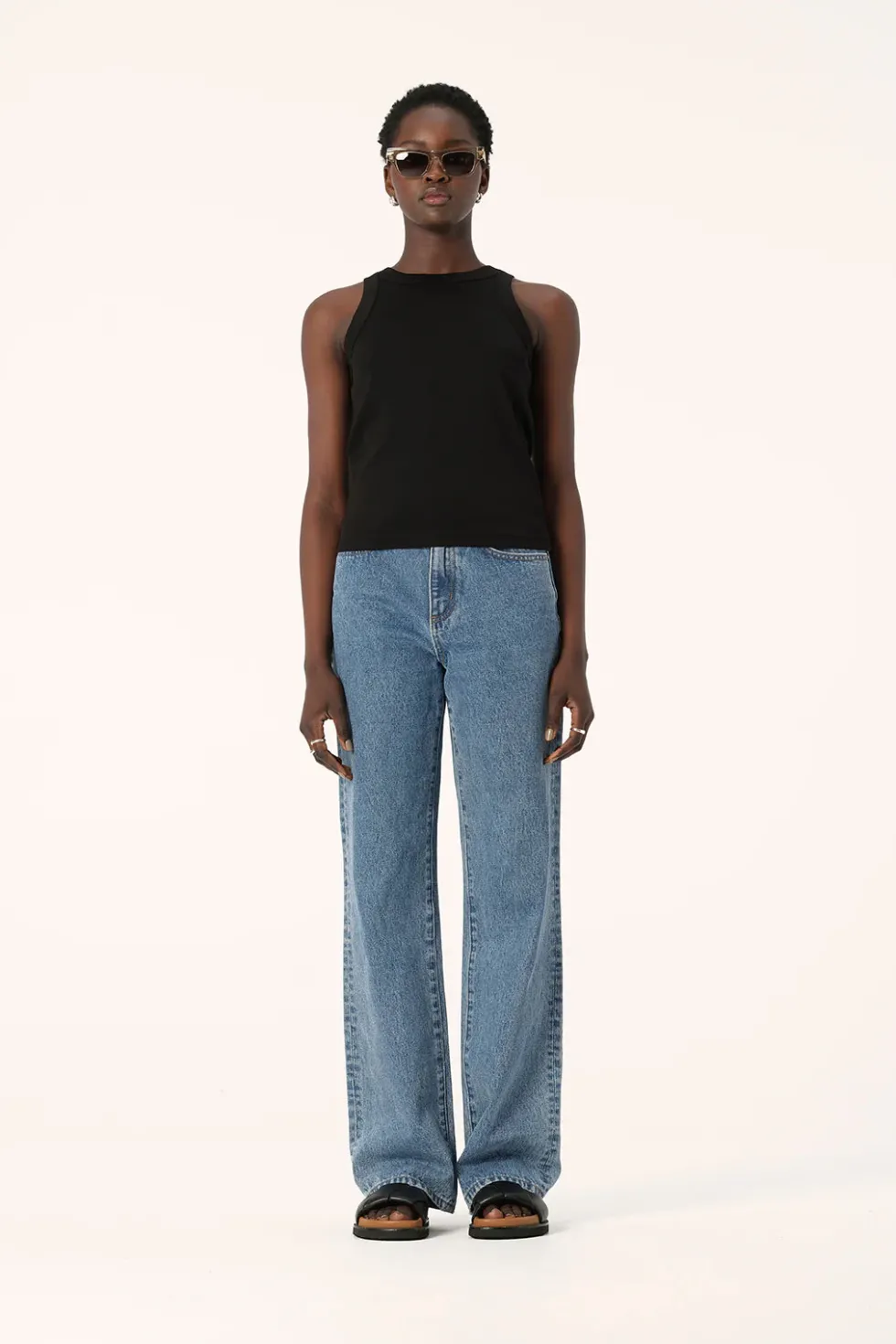 Outlet 'Zoe Tank' - Black Basics