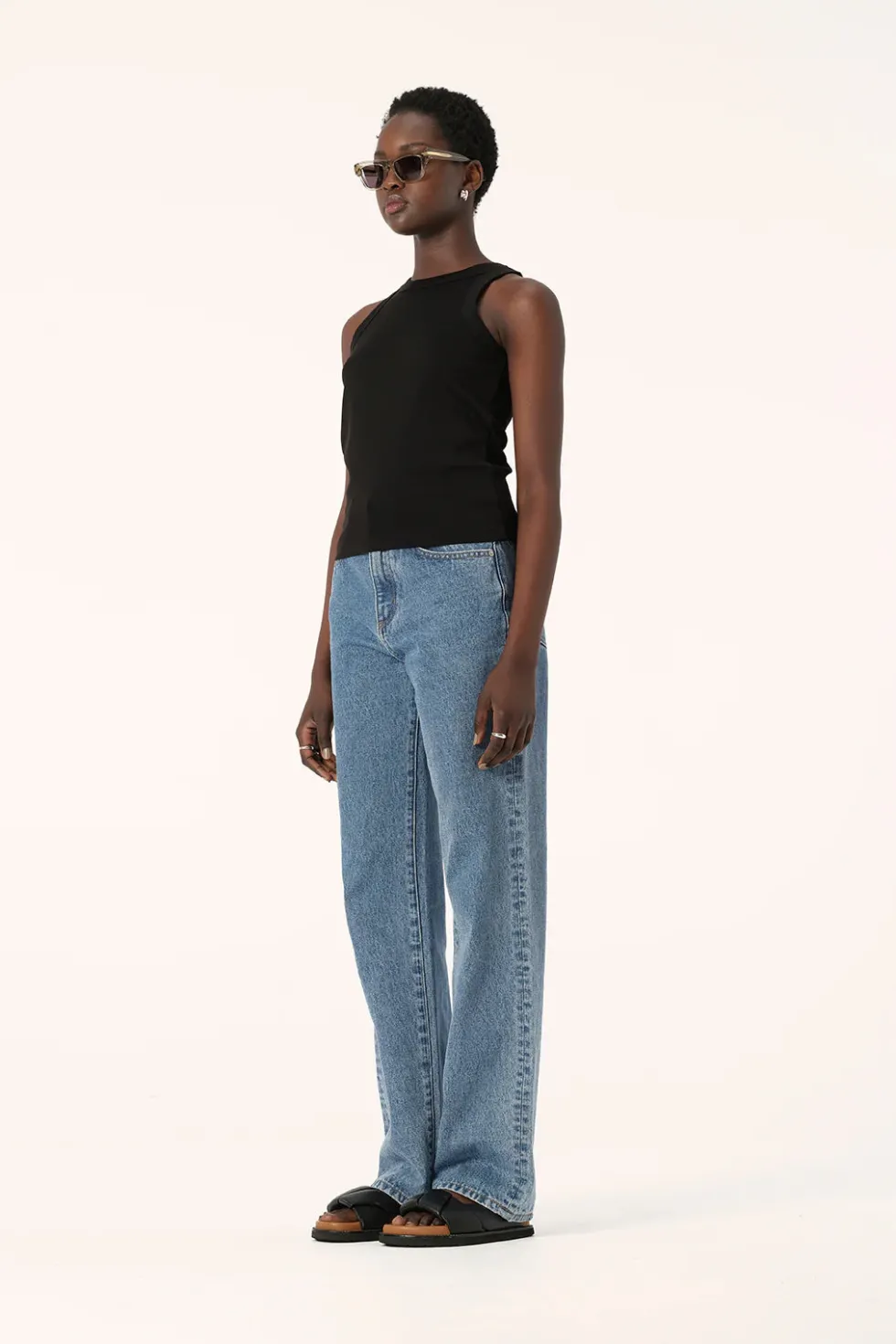 Outlet 'Zoe Tank' - Black Basics