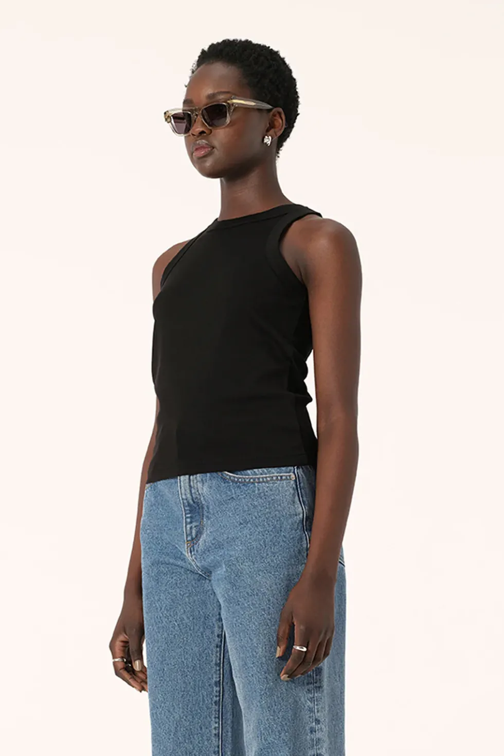 Outlet 'Zoe Tank' - Black Basics